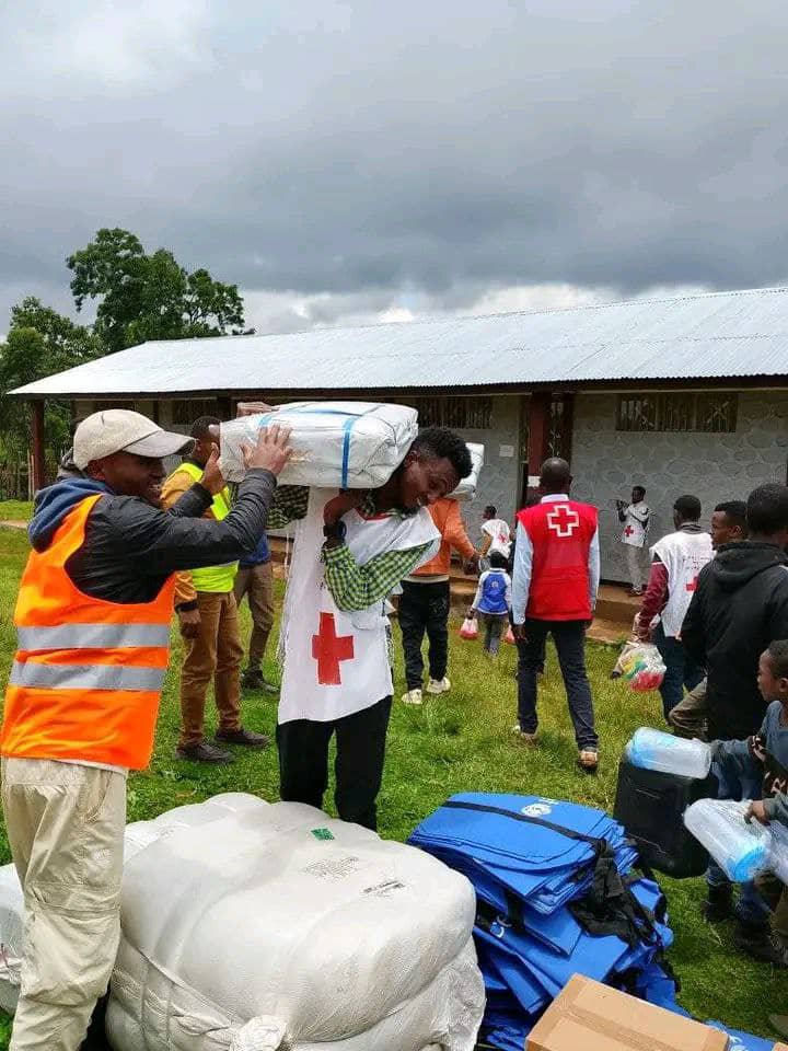 The Society provided humanitarian assistance to those affected by the landslide in Gedeo and Kembata zones