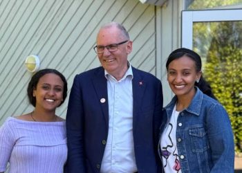 ERCS Youth Volunteers Bring Global Leadership Experience Home