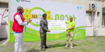 Ethio telecom has donated ETB 2 million to support the humanitarian mission of the Ethiopian Red Cross Society (ERCS).
