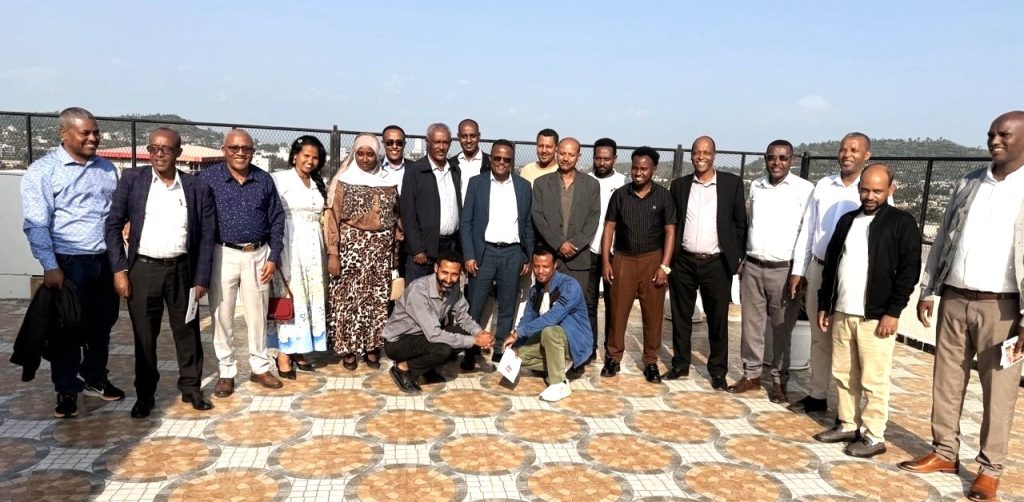 Newly Elected Zonal Board Members Receive Training on ERCS Operations